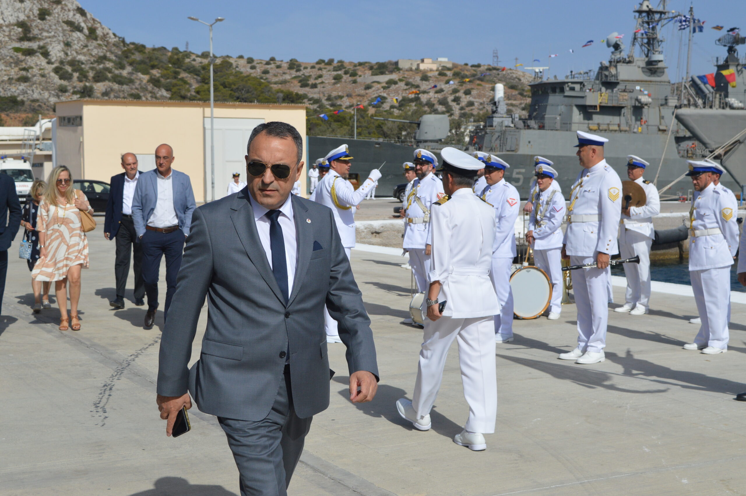 Στην τελετή ονοματοδοσίας και ένταξης στο Πολεμικό Ναυτικό του Πλοίου Γενικής Υποστήριξης – Ειδικών Επιχειρήσεων “ΠΕΡΣΕΑΣ”, έδωσε το παρών ο Πρόεδρος των «ΣΠΑΡΤΙΑΤΩΝ» στον ναύσταθμο Σαλαμίνας 