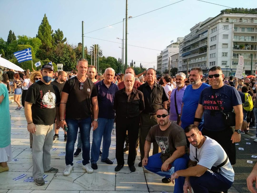 Οι «ΣΠΑΡΤΙΑΤΕΣ» στη μεγάλη συγκέντρωση κατά του υποχρεωτικου εμβολιασμού στο Σύνταγμα (21/07/2021)